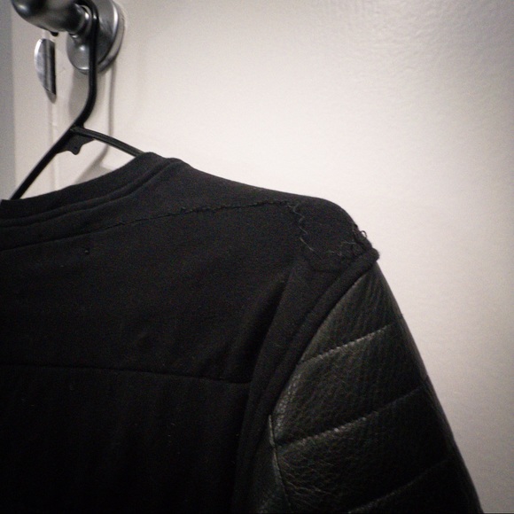 SOLD: NWT Atwyld Navigate Moto Fleece - Picture 8 of 11